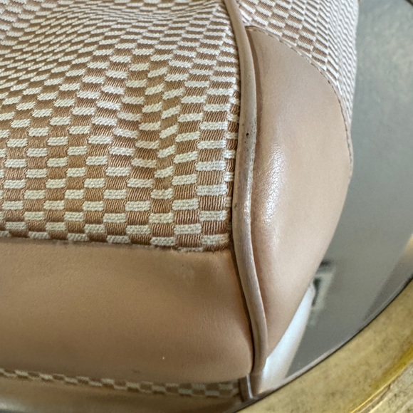 Coach 2017 Mini Kelsey Legacy Collection Jacquar EUC - Picture 9 of 14